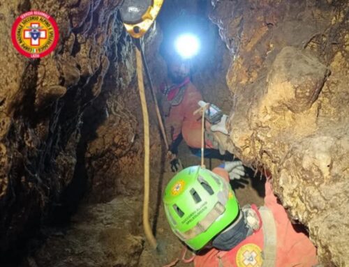 Il CNSAS soccorre due cani bloccati nelle grotte di Castel di Tora